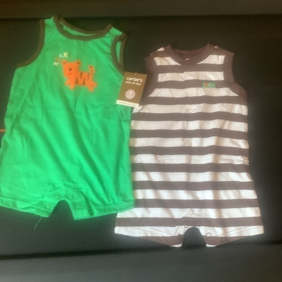 𝅺NWT Carters one piece outfits - Picture 8 of 10